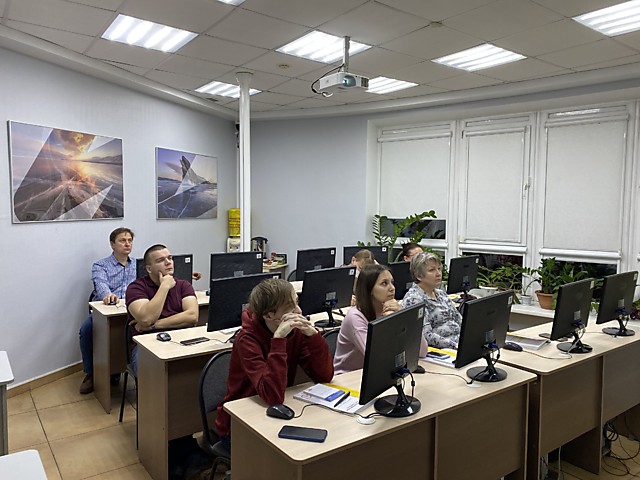 По окончанию обучения слушатели получают именное свидетельство фирмы «1С», а также удостоверение УЦ «Форус» о повышении квалификации государственного образца, в зависимости от обучающего курса.